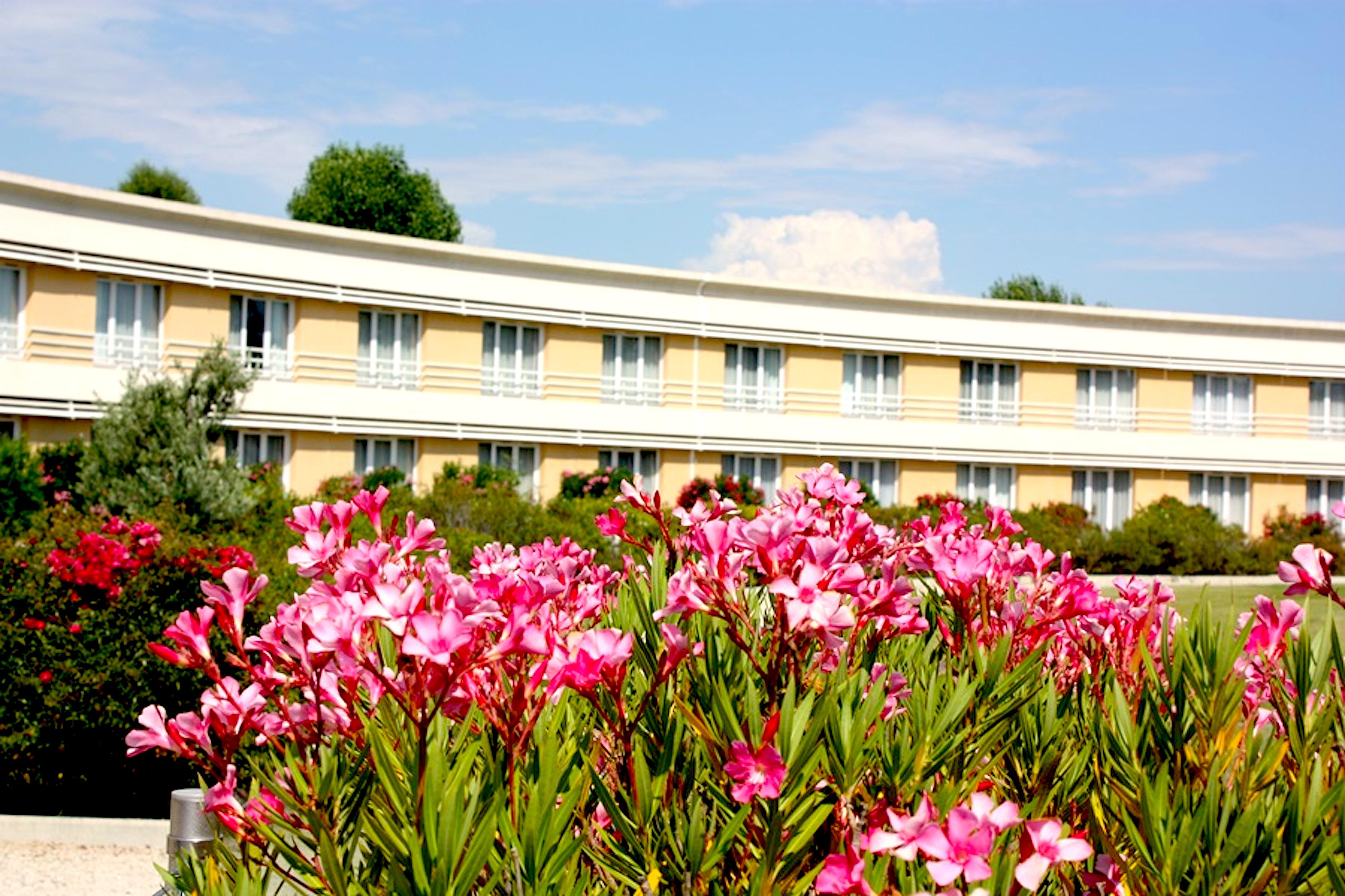 Hotel Mount Venturi - Aix-En-Provence Sainte-Victoire - Bar & Restaurant & Padel Rousset  Exterior foto